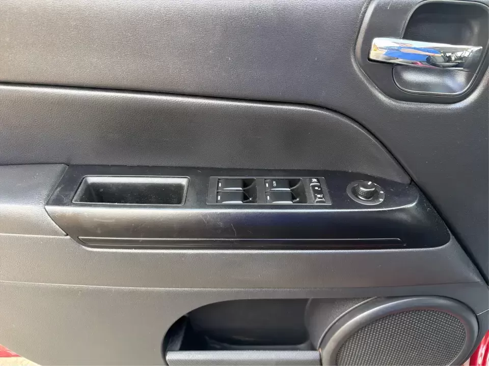 2016 Jeep Patriot Latitude (1C4NJRFB0GD) with an 2.4L I-4 DOHC engine, located at 8750 N County Rd 25A, Piqua, OH, 45356, (937) 908-9800, 40.164391, -84.232513 - Weekend escapes to Indian Lake, snowy morning commutes up I75, or everyday school-and-grocery runs around Miami County-this 2016 Jeep Patriot Latitude is built for the kind of Ohio life that doesn't slow down when the weather turns. With confident 4WD/AWD capability and SUV practicality, it's a smar - Photo#17