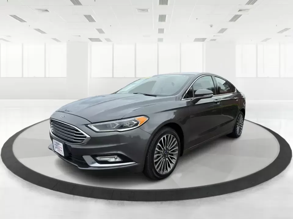 2017 Ford Fusion SE (3FA6P0H98HR) with an 2.0L L4 DOHC 16V engine, 6A transmission, located at 4508 South Dixie Dr, Moraine, OH, 45439, (937) 908-9800, 39.689976, -84.218452 - Picture your next week: a smooth, quiet commute down South Dixie Drive, quick errands to the Dayton Mall area, and a comfortable weekend drive toward Carillon Historical Park or a Reds day trip-without feeling like you're overpaying for a sedan that can't keep up. This 2017 Ford Fusion SE in sleek M - Photo#8