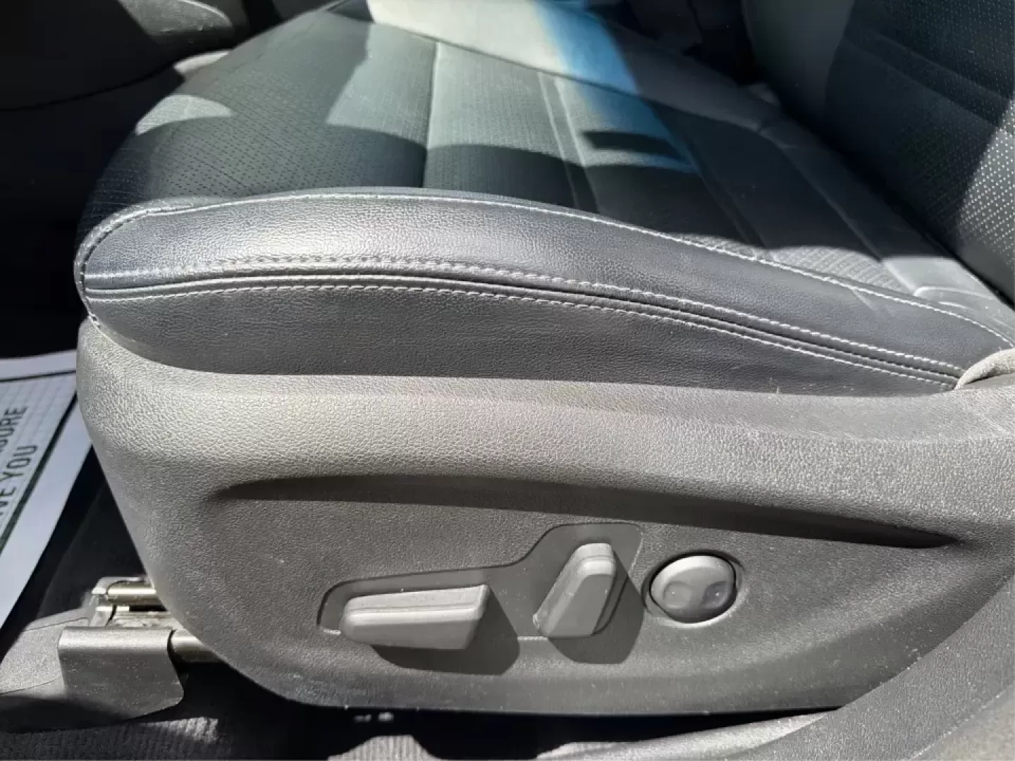 2017 Kia Sorento 2.4L LX (5XYPG4A38HG) with an 2.4L I-4 gasoline direct injection engine, 6A transmission, located at 8750 N County Rd 25A, Piqua, OH, 45356, (937) 908-9800, 40.164391, -84.232513 - Weekend road trips to Indian Lake, daily school drop-offs, and long commutes up I75 feel a lot easier when your SUV has real space, confident handling, and comfort features that keep everyone happy. This **2017 Kia Sorento LX (2.4L)** in **Platinum Graphite** is a practical, do-it-all **SUV** that f - Photo#17