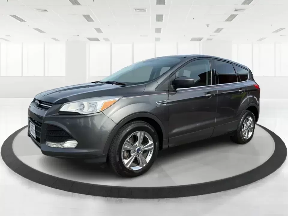 2016 Ford Escape SE (1FMCU0G75GU) with an 2.5L L4 DOHC 16V engine, 6-Speed Automatic transmission, located at 1099 N County Rd 25A , Troy, OH, 45373, (937) 908-9800, 40.057079, -84.212883 - Whether you're juggling school drop-offs, commuting up I75, or planning a weekend run to the Miami County Fairgrounds, this 2016 Ford Escape SE is the kind of practical SUV that fits real-life Troy, Ohio routines. With a versatile cabin, confident road manners, and easy-to-live-with features, it's a - Photo#8