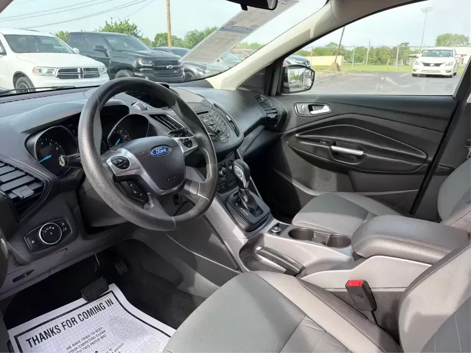 2016 Ford Escape SE (1FMCU0G75GU) with an 2.5L L4 DOHC 16V engine, 6-Speed Automatic transmission, located at 1099 N County Rd 25A , Troy, OH, 45373, (937) 908-9800, 40.057079, -84.212883 - Whether you're juggling school drop-offs, commuting up I75, or planning a weekend run to the Miami County Fairgrounds, this 2016 Ford Escape SE is the kind of practical SUV that fits real-life Troy, Ohio routines. With a versatile cabin, confident road manners, and easy-to-live-with features, it's a - Photo#9