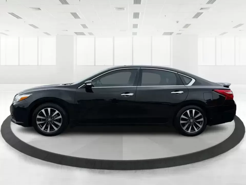 2016 Nissan Altima 2.5 SL (1N4AL3AP1GC) with an 2.5L I-4 DOHC engine, CVT transmission, located at 1099 N County Rd 25A , Troy, OH, 45373, (937) 908-9800, 40.057079, -84.212883 - Whether you're a Dayton-area commuter stacking highway miles, a busy parent shuttling kids between school and practice, or a weekend road-trip planner who wants comfort without overspending, this **2016 Nissan Altima 2.5 SL** is built for real life. With a sleek **Super Black** exterior and an upsca - Photo#5