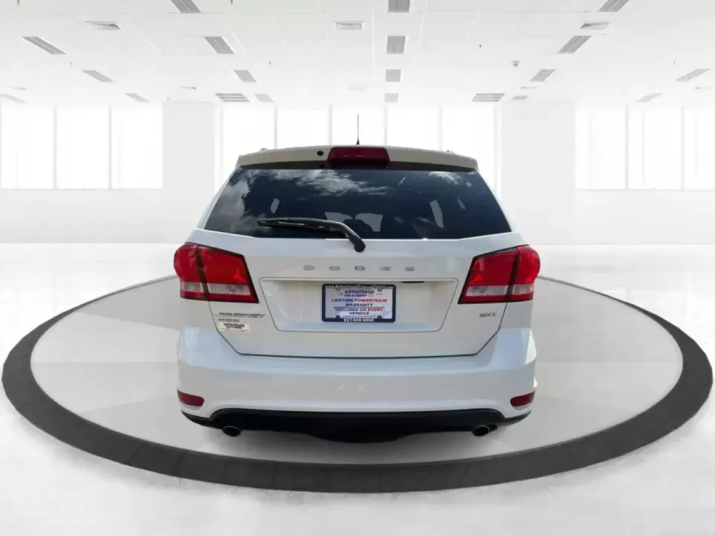 2014 Dodge Journey SXT (3C4PDDBG1ET) with an 3.6L V-6 DOHC engine, 6-Speed Automatic transmission, located at 880 E. National Road, Vandalia, OH, 45377, (937) 908-9800, 39.891918, -84.183594 - Pack up the kids, queue up a playlist, and head out for a weekend getaway-this 2014 Dodge Journey SXT is built for real-life schedules and real-life adventures. Whether you're shuttling to practice, commuting up I-75, or planning a road trip from Vandalia to the National Museum of the U.S. Air Force - Photo#3