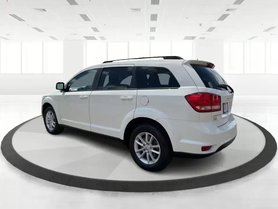 2014 Dodge Journey SXT (3C4PDDBG1ET) with an 3.6L V-6 DOHC engine, 6-Speed Automatic transmission, located at 880 E. National Road, Vandalia, OH, 45377, (937) 908-9800, 39.891918, -84.183594 - Pack up the kids, queue up a playlist, and head out for a weekend getaway-this 2014 Dodge Journey SXT is built for real-life schedules and real-life adventures. Whether you're shuttling to practice, commuting up I-75, or planning a road trip from Vandalia to the National Museum of the U.S. Air Force - Photo#4