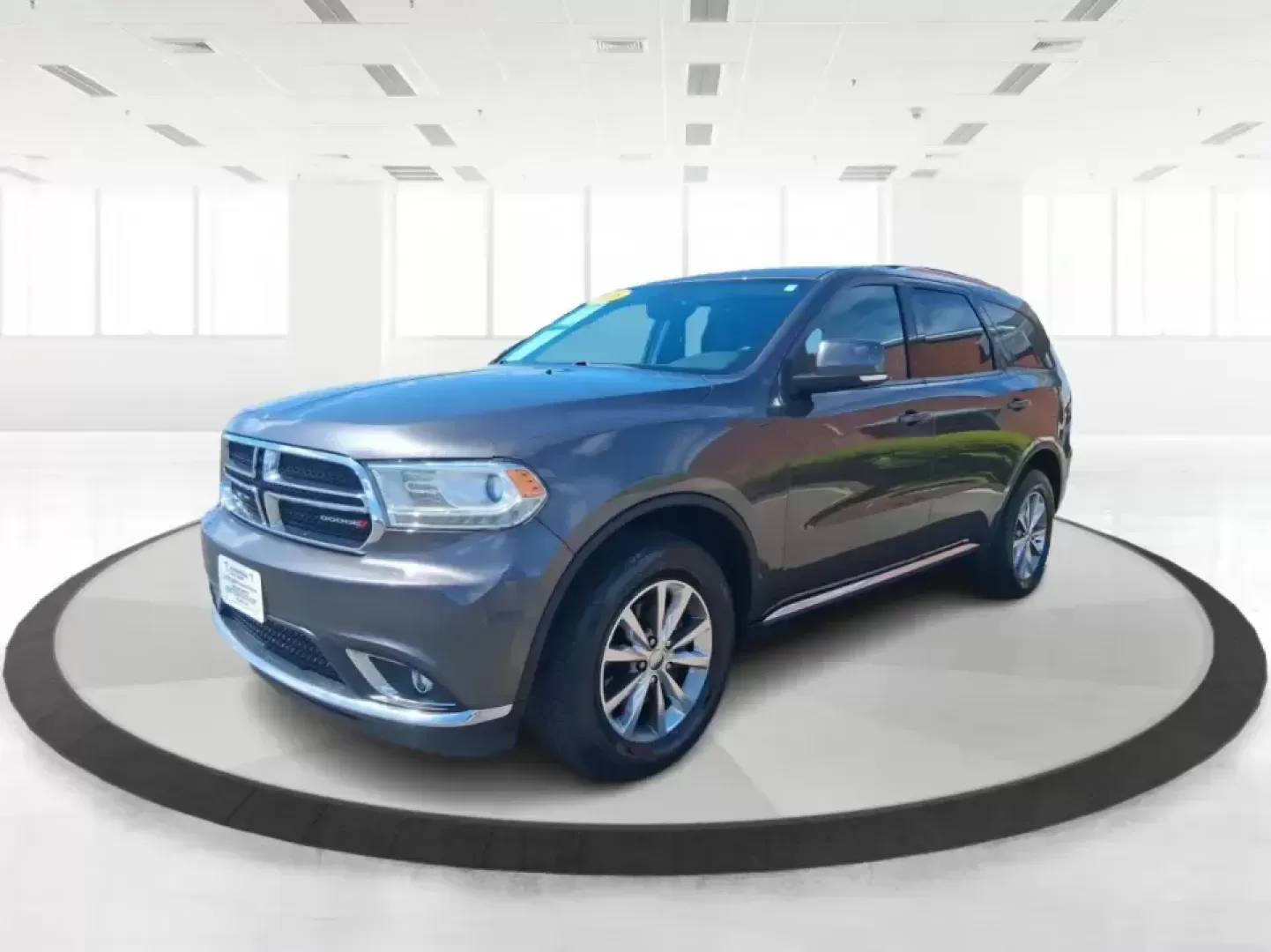 2015 Dodge Durango Limited (1C4RDJDG7FC) with an 3.6L V6 DOHC 24V engine, 8-Speed Automatic transmission, located at 880 E. National Road, Vandalia, OH, 45377, (937) 908-9800, 39.891918, -84.183594 - Pack up the kids, load the cargo, and point the nose toward your next weekend getaway-this 2015 Dodge Durango Limited is built for real life in West Central Ohio. Whether you're shuttling a growing family to practice, commuting up I75, or planning a road trip to Indian Lake, the Durango delivers the - Photo#8