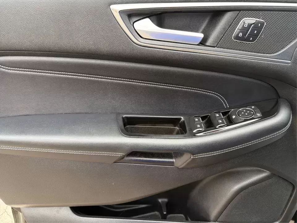 2018 Ford Edge Titanium (2FMPK4K82JB) with an 3.5L V6 DOHC 24V engine, 6A transmission, located at 1951 S Dayton Lakeview Rd., New Carlisle, OH, 45344, (937) 908-9800, 39.890999, -84.050255 - Need one SUV that can handle Ohio weather, keep the family comfortable, and still feel upscale for your daily commute? This 2018 Ford Edge Titanium in Shadow Black is built for real life-school runs, I-75 commuting, and weekend getaways to places like Charleston Falls Preserve-while giving you the p - Photo#19
