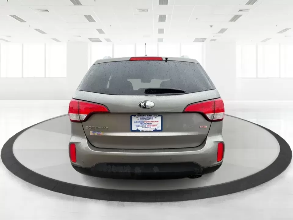 2015 Kia Sorento LX (5XYKTCA61FG) with an 2.4L I-4 gasoline direct injection engine, 6-Speed Automatic transmission, located at 880 E. National Road, Vandalia, OH, 45377, (937) 908-9800, 39.891918, -84.183594 - Need one SUV that can handle school drop-offs, grocery runs, and a weekend escape out toward the metro parks without feeling like a compromise? This 2015 Kia Sorento LX in Titanium Silver is a smart, practical choice for drivers in Vandalia, OH who want everyday comfort, confident traction, and fami - Photo#3