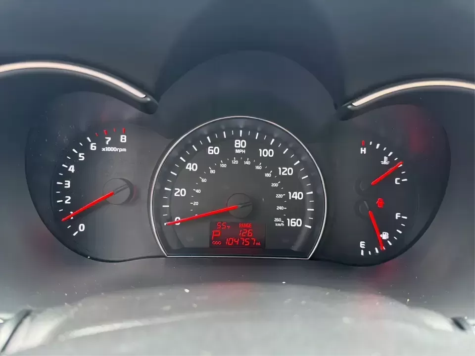 2015 Kia Sorento LX (5XYKTCA61FG) with an 2.4L I-4 gasoline direct injection engine, 6-Speed Automatic transmission, located at 880 E. National Road, Vandalia, OH, 45377, (937) 908-9800, 39.891918, -84.183594 - Need one SUV that can handle school drop-offs, grocery runs, and a weekend escape out toward the metro parks without feeling like a compromise? This 2015 Kia Sorento LX in Titanium Silver is a smart, practical choice for drivers in Vandalia, OH who want everyday comfort, confident traction, and fami - Photo#15