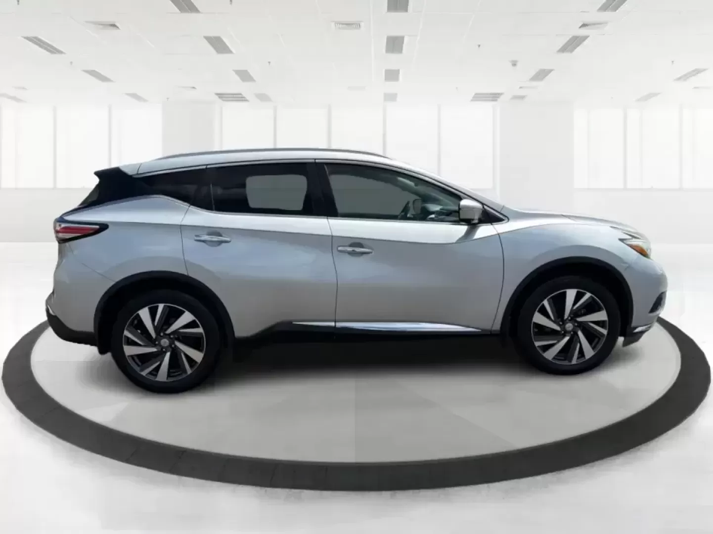 2015 Nissan Murano Platinum (5N1AZ2MHXFN) with an 3.5L V-6 DOHC engine, Continuously Variable Transmission transmission, located at 8750 N County Rd 25A, Piqua, OH, 45356, (937) 908-9800, 40.164391, -84.232513 - Load up the family, point the hood toward a weekend getaway, and enjoy the kind of comfort that makes long drives feel easy-this 2015 Nissan Murano Platinum is built for real life in West Central Ohio, from school drop-offs to road trips up I-75. Finished in Brilliant Silver Metallic and equipped wi - Photo#1