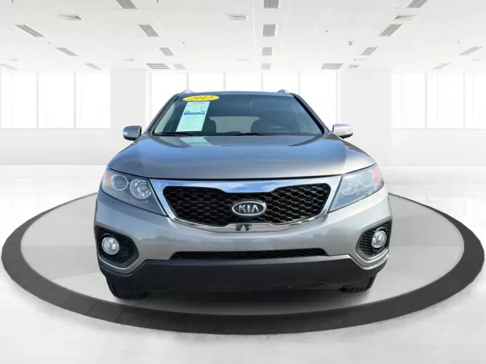 2012 Kia Sorento LX (5XYKT3A64CG) with an 2.4L I-4 gasoline direct injection engine, 6-Speed Automatic transmission, located at 401 Woodman Dr, Riverside, OH, 45431, (937) 908-9800, 39.760899, -84.123421 - Picture your next week going smoother: school drop-offs, the daily commute, grocery runs, and a last-minute weekend road trip-all in one comfortable SUV that fits real life without feeling like a compromise. This 2012 Kia Sorento LX in Satin Metal is the kind of practical, do-it-all sport utility th - Photo#7