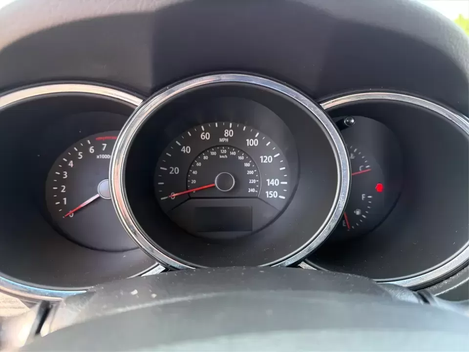 2012 Kia Sorento LX (5XYKT3A64CG) with an 2.4L I-4 gasoline direct injection engine, 6-Speed Automatic transmission, located at 401 Woodman Dr, Riverside, OH, 45431, (937) 908-9800, 39.760899, -84.123421 - Picture your next week going smoother: school drop-offs, the daily commute, grocery runs, and a last-minute weekend road trip-all in one comfortable SUV that fits real life without feeling like a compromise. This 2012 Kia Sorento LX in Satin Metal is the kind of practical, do-it-all sport utility th - Photo#15