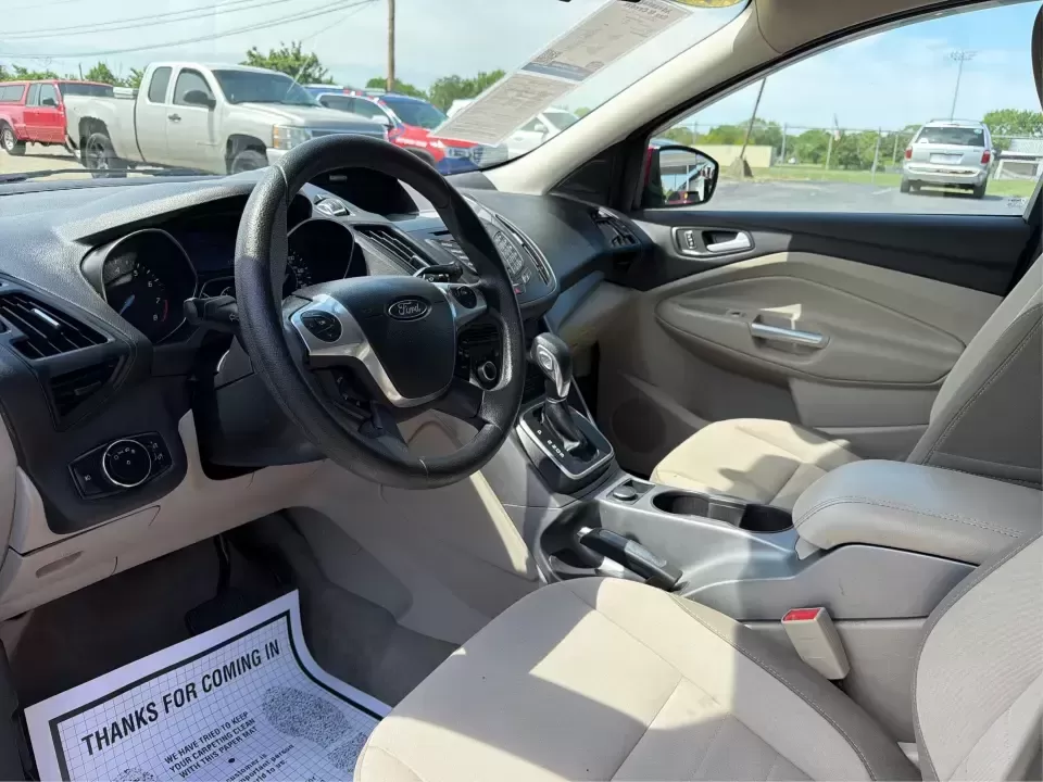 2014 Ford Escape SE (1FMCU9G9XEU) with an 2.0L L4 DOHC 16V engine, 6-Speed Automatic transmission, located at 4508 South Dixie Dr, Moraine, OH, 45439, (937) 908-9800, 39.689976, -84.218452 - Picture your next Ohio weekend: the kids loaded up for a day at Carillon Historical Park, a cooler in back for a picnic at Cox Arboretum, or a quick escape down I75 for a last-minute road trip-without worrying about whether your SUV can handle rain, slush, or a fully packed cargo area. This 2014 For - Photo#9