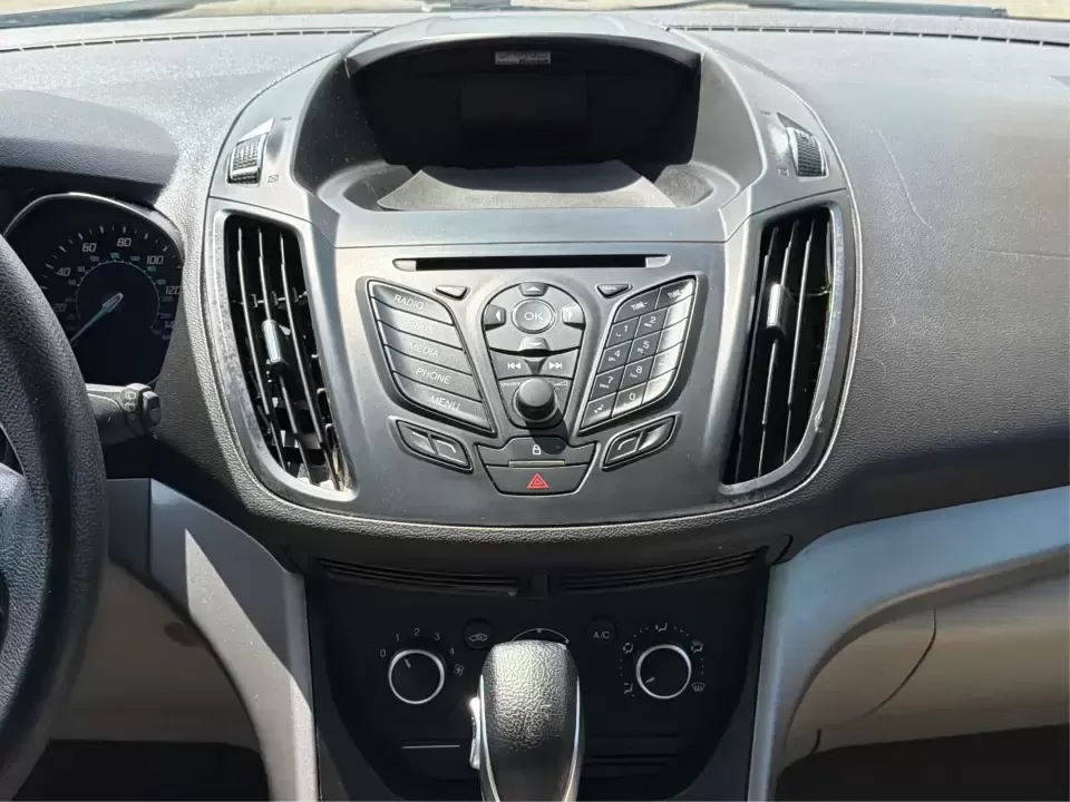 2014 Ford Escape SE (1FMCU9G9XEU) with an 2.0L L4 DOHC 16V engine, 6-Speed Automatic transmission, located at 4508 South Dixie Dr, Moraine, OH, 45439, (937) 908-9800, 39.689976, -84.218452 - Picture your next Ohio weekend: the kids loaded up for a day at Carillon Historical Park, a cooler in back for a picnic at Cox Arboretum, or a quick escape down I75 for a last-minute road trip-without worrying about whether your SUV can handle rain, slush, or a fully packed cargo area. This 2014 For - Photo#13