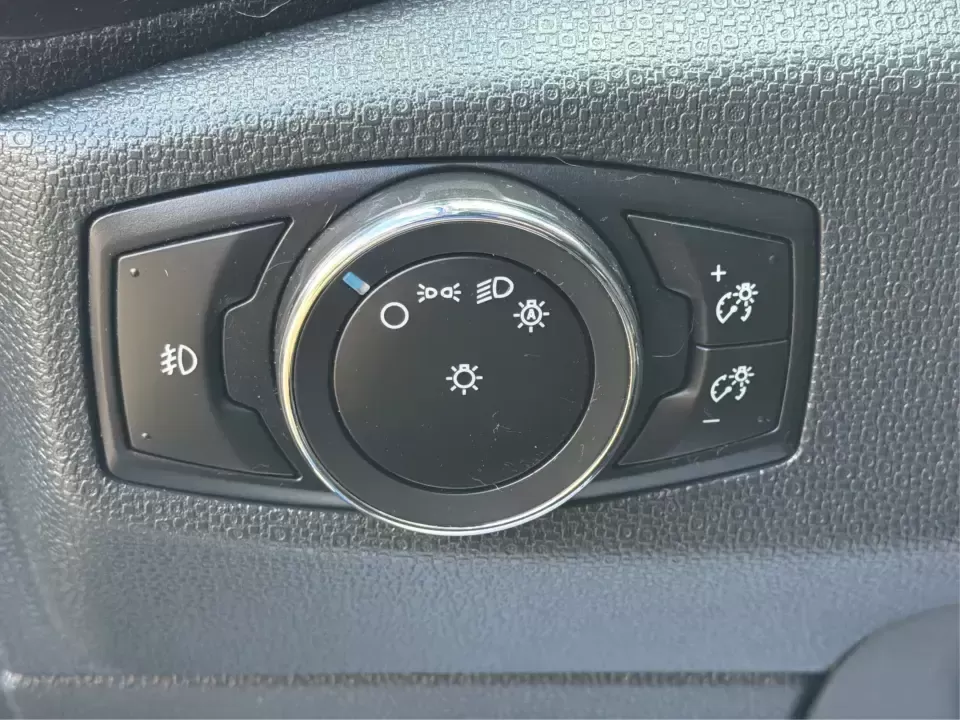 2020 Ford EcoSport SE (MAJ3S2GE5LC) with an EcoBoost 1L I-3 gasoline direct injection engine, 6A transmission, located at 1230 East Main St, Xenia, OH, 45385, (937) 908-9800, 39.688026, -83.910172 - Need a city-friendly SUV that can handle the daily commute, weekend errands, and quick getaways out to John Bryan State Park without feeling bulky? This **2020 Ford EcoSport SE** in eye-catching **Lightning Blue Metallic** is a smart fit for busy Xenia drivers who want easy parking, flexible cargo s - Photo#17