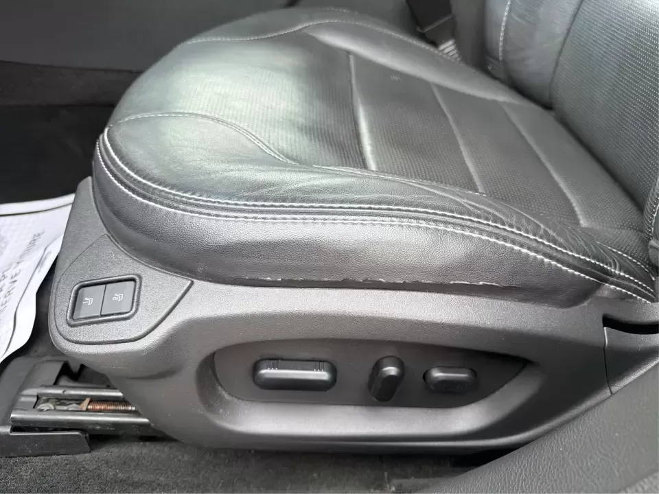 2012 Ford Taurus Limited (1FAHP2FW7CG) with an Duratec 3.5L V-6 DOHC engine, 6-Speed Automatic transmission, located at 401 Woodman Dr, Riverside, OH, 45431, (937) 908-9800, 39.760899, -84.123421 - Need a comfortable, confidence-inspiring sedan for long commutes down I-675, quick errands near The Greene, or smooth weekend drives to Downtown Dayton? This 2012 Ford Taurus Limited is built for real life-quiet, spacious, and loaded with premium features that make every mile feel easier, whether yo - Photo#18