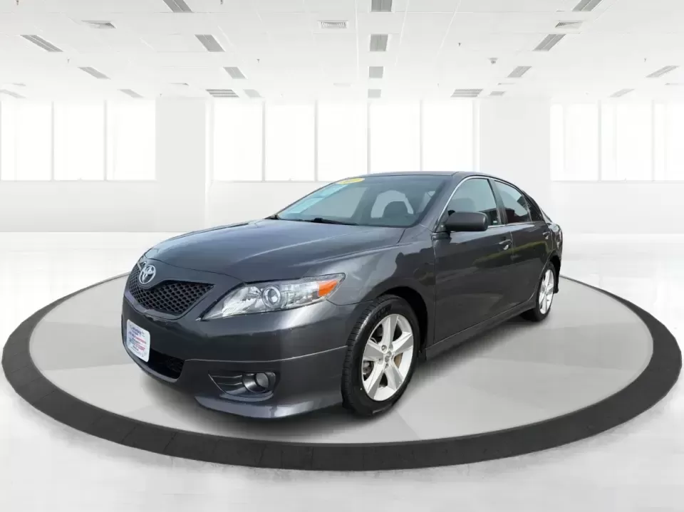 2011 Toyota Camry SE V6 (4T1BK3EK9BU) with an 3.5L V-6 DOHC engine, 6-Speed Automatic transmission, located at 8750 N County Rd 25A, Piqua, OH, 45356, (937) 908-9800, 40.164391, -84.232513 - Need a commuter that can eat up I75 miles all week, then still feel sporty for a Saturday drive past the Great Miami River or out toward the Miami Valley? This 2011 Toyota Camry SE V6 is the kind of practical-yet-fun sedan that fits real life in Piqua-reliable for work runs, comfortable for family e - Photo#8