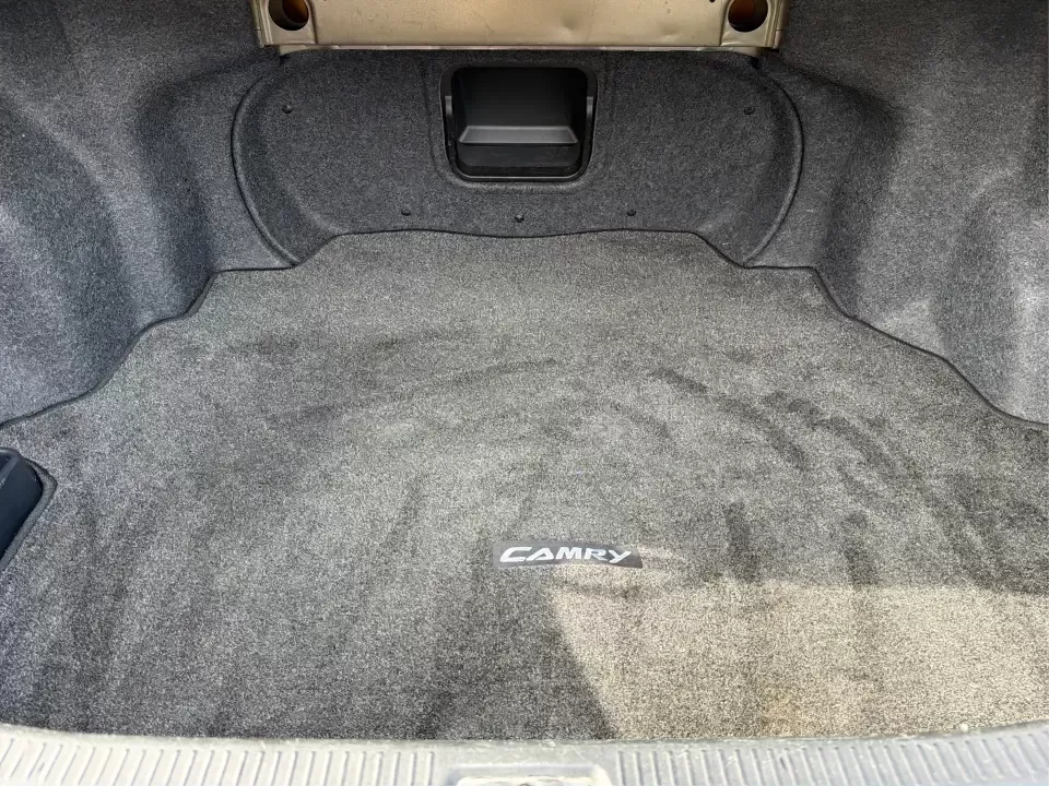 2011 Toyota Camry SE V6 (4T1BK3EK9BU) with an 3.5L V-6 DOHC engine, 6-Speed Automatic transmission, located at 8750 N County Rd 25A, Piqua, OH, 45356, (937) 908-9800, 40.164391, -84.232513 - Need a commuter that can eat up I75 miles all week, then still feel sporty for a Saturday drive past the Great Miami River or out toward the Miami Valley? This 2011 Toyota Camry SE V6 is the kind of practical-yet-fun sedan that fits real life in Piqua-reliable for work runs, comfortable for family e - Photo#12