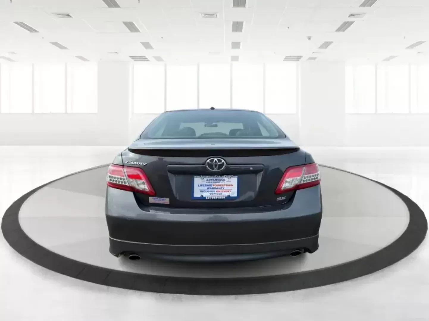 2011 Toyota Camry SE V6 (4T1BK3EK9BU) with an 3.5L V-6 DOHC engine, 6-Speed Automatic transmission, located at 4508 South Dixie Dr, Moraine, OH, 45439, (937) 908-9800, 39.689976, -84.218452 - Need a commuter that can eat up I75 miles all week, then still feel sporty for a Saturday drive past the Great Miami River or out toward the Miami Valley? This 2011 Toyota Camry SE V6 is the kind of practical-yet-fun sedan that fits real life in Piqua-reliable for work runs, comfortable for family e - Photo#3