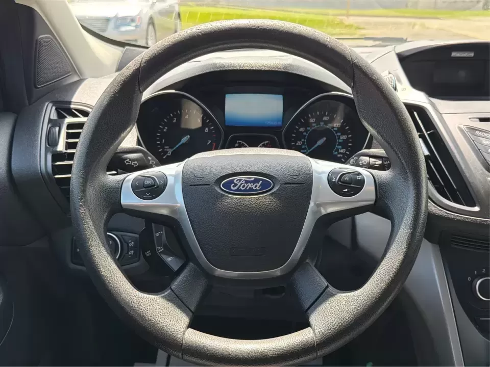 2016 Ford Escape SE (1FMCU0G77GU) with an 2.5L L4 DOHC 16V engine, 6-Speed Automatic transmission, located at 4508 South Dixie Dr, Moraine, OH, 45439, (937) 908-9800, 39.689976, -84.218452 - Whether you're commuting up and down South Dixie Drive, running errands between Moraine and Dayton, or packing up for a weekend getaway, this 2016 Ford Escape SE is the kind of practical SUV that fits real life. It's easy to park, comfortable for daily driving, and versatile enough for everything fr - Photo#16