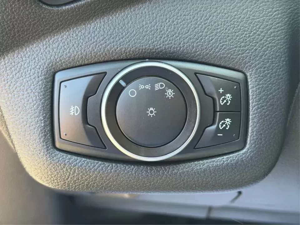 2016 Ford Escape SE (1FMCU0G77GU) with an 2.5L L4 DOHC 16V engine, 6-Speed Automatic transmission, located at 4508 South Dixie Dr, Moraine, OH, 45439, (937) 908-9800, 39.689976, -84.218452 - Whether you're commuting up and down South Dixie Drive, running errands between Moraine and Dayton, or packing up for a weekend getaway, this 2016 Ford Escape SE is the kind of practical SUV that fits real life. It's easy to park, comfortable for daily driving, and versatile enough for everything fr - Photo#17
