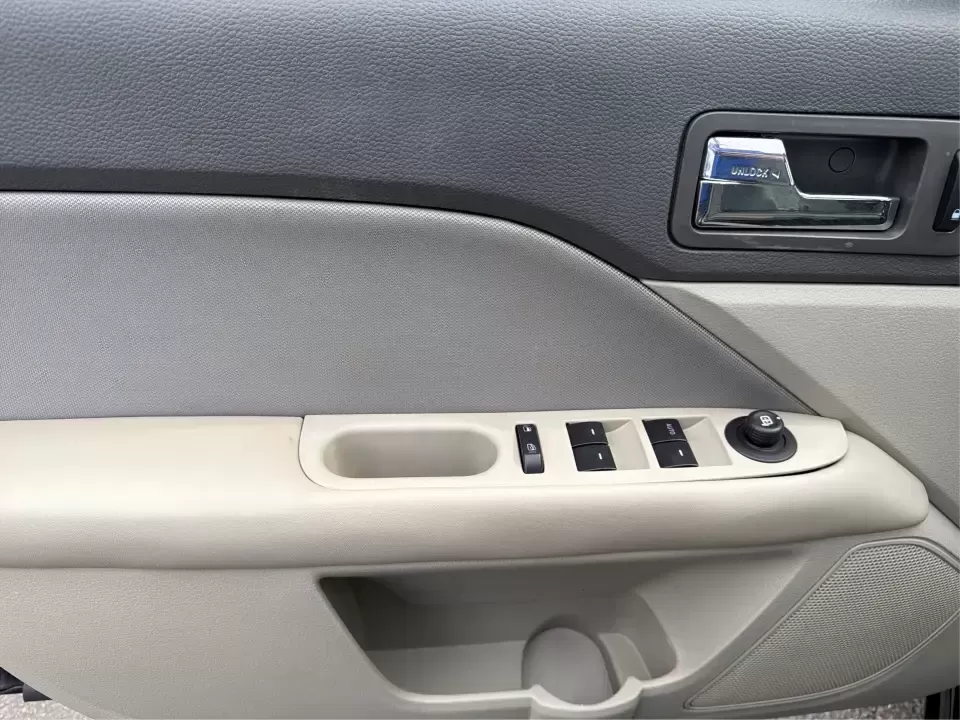 2012 Ford Fusion S (3FAHP0GA3CR) with an 2.5L I-4 DOHC engine, located at 1099 N County Rd 25A , Troy, OH, 45373, (937) 908-9800, 40.057079, -84.212883 - Need a dependable, budget-friendly sedan that can handle the weekday grind and still feel comfortable for weekend errands or a quick road trip to Dayton? This 2012 Ford Fusion S in sleek Tuxedo Black is a smart pick for commuters, first-time buyers, and growing families who want practical transporta - Photo#18