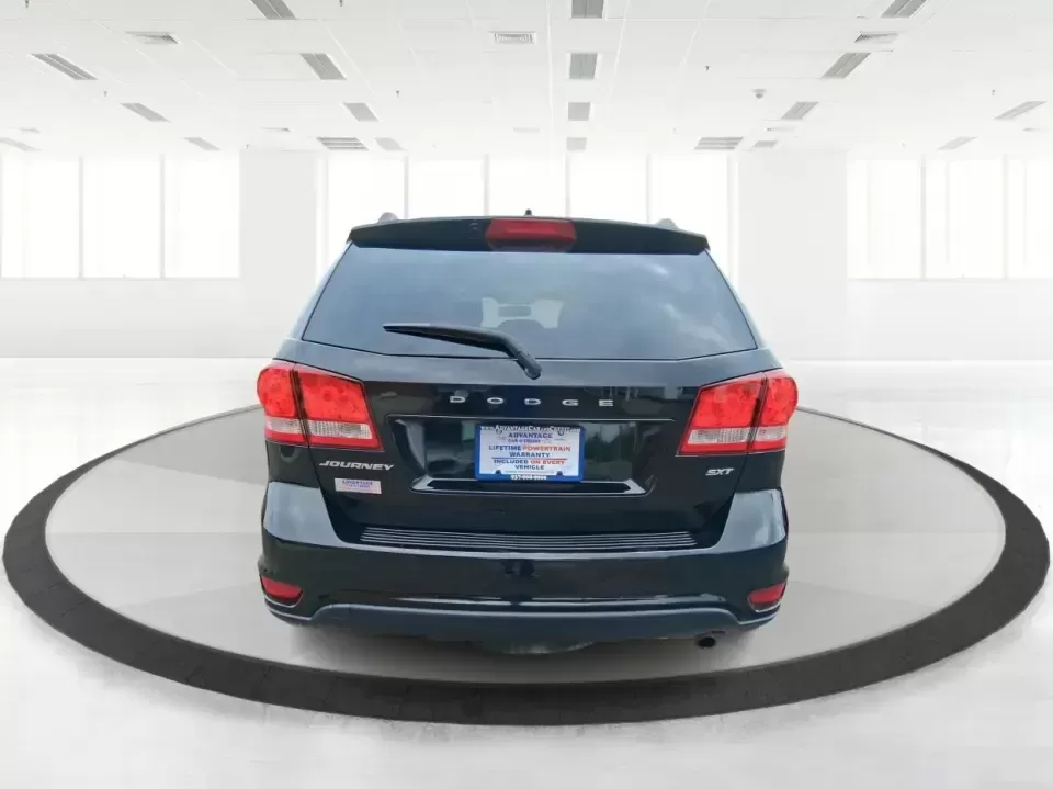2016 Dodge Journey SXT (3C4PDCBB9GT) with an 2.4L L6 DOHC 16V engine, 4A transmission, located at 1230 East Main St, Xenia, OH, 45385, (937) 908-9800, 39.688026, -83.910172 - Pack up the kids, load the groceries, or point the nose toward a weekend getaway at John Bryan State Park-this 2016 Dodge Journey SXT is the kind of practical SUV that fits real life in and around Xenia. With three-row flexibility, a comfortable ride for longer drives, and everyday convenience featu - Photo#3