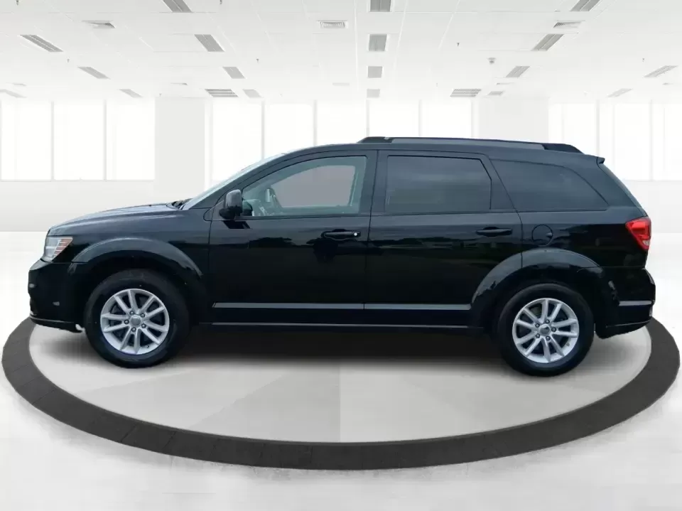 2016 Dodge Journey SXT (3C4PDCBB9GT) with an 2.4L L6 DOHC 16V engine, 4A transmission, located at 1230 East Main St, Xenia, OH, 45385, (937) 908-9800, 39.688026, -83.910172 - Pack up the kids, load the groceries, or point the nose toward a weekend getaway at John Bryan State Park-this 2016 Dodge Journey SXT is the kind of practical SUV that fits real life in and around Xenia. With three-row flexibility, a comfortable ride for longer drives, and everyday convenience featu - Photo#5