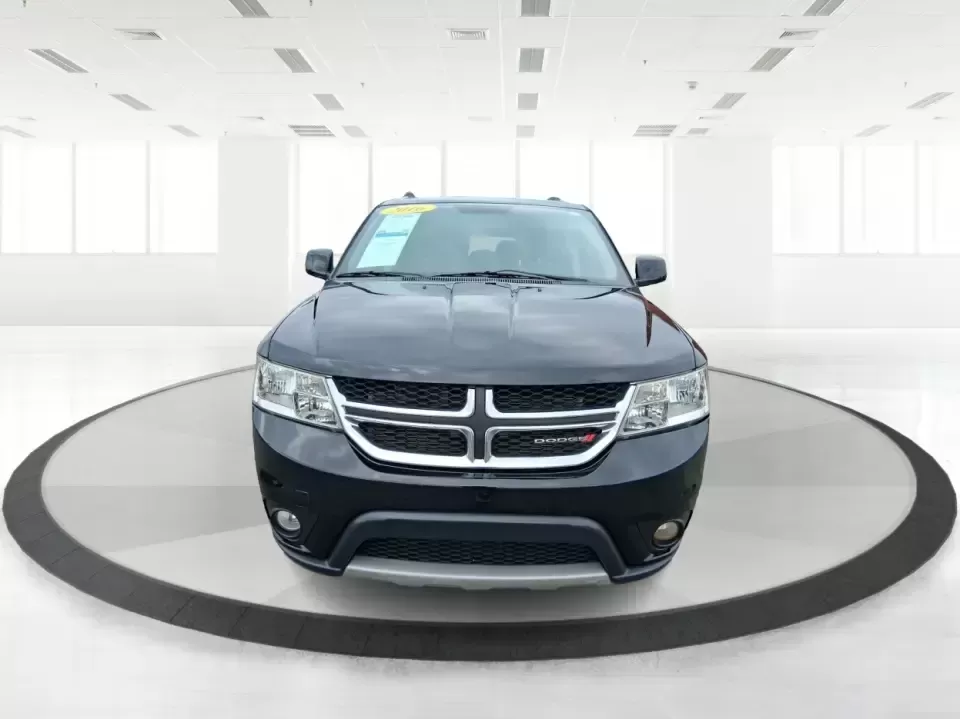 2016 Dodge Journey SXT (3C4PDCBB9GT) with an 2.4L L6 DOHC 16V engine, 4A transmission, located at 1230 East Main St, Xenia, OH, 45385, (937) 908-9800, 39.688026, -83.910172 - Pack up the kids, load the groceries, or point the nose toward a weekend getaway at John Bryan State Park-this 2016 Dodge Journey SXT is the kind of practical SUV that fits real life in and around Xenia. With three-row flexibility, a comfortable ride for longer drives, and everyday convenience featu - Photo#7