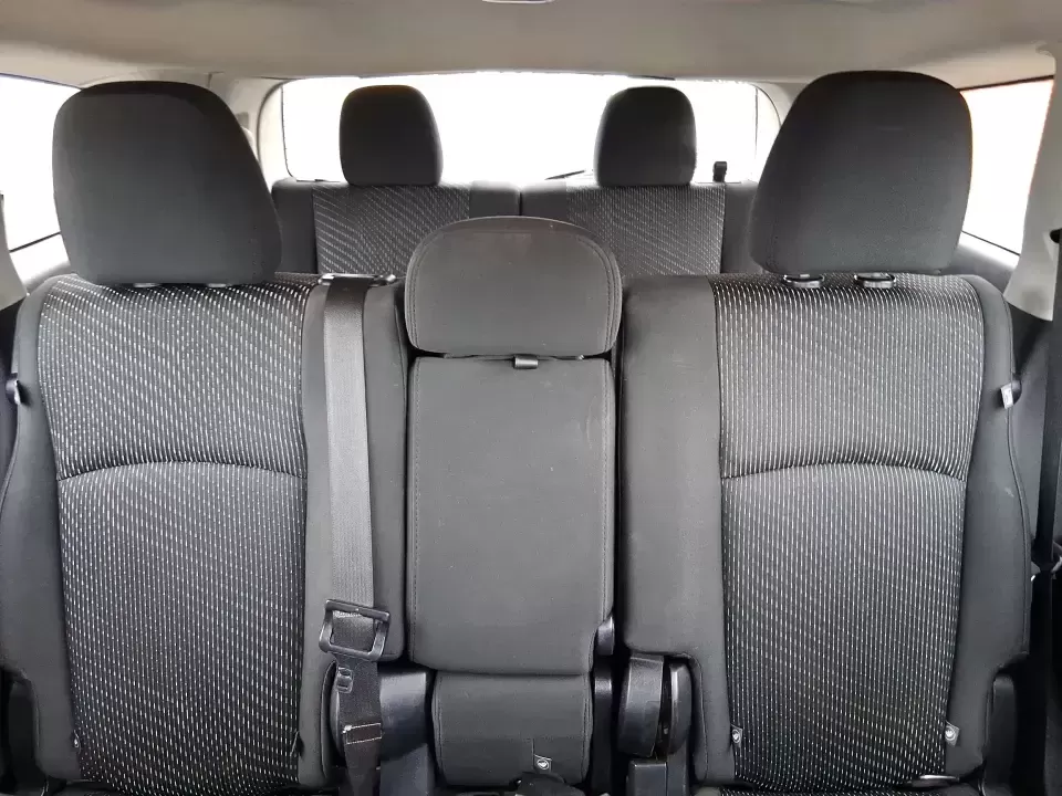 2016 Dodge Journey SXT (3C4PDCBB9GT) with an 2.4L L6 DOHC 16V engine, 4A transmission, located at 1230 East Main St, Xenia, OH, 45385, (937) 908-9800, 39.688026, -83.910172 - Pack up the kids, load the groceries, or point the nose toward a weekend getaway at John Bryan State Park-this 2016 Dodge Journey SXT is the kind of practical SUV that fits real life in and around Xenia. With three-row flexibility, a comfortable ride for longer drives, and everyday convenience featu - Photo#14