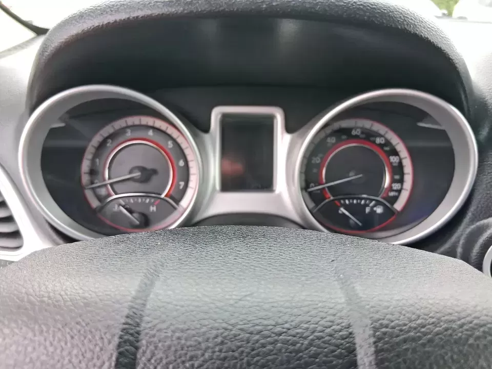 2016 Dodge Journey SXT (3C4PDCBB9GT) with an 2.4L L6 DOHC 16V engine, 4A transmission, located at 1230 East Main St, Xenia, OH, 45385, (937) 908-9800, 39.688026, -83.910172 - Pack up the kids, load the groceries, or point the nose toward a weekend getaway at John Bryan State Park-this 2016 Dodge Journey SXT is the kind of practical SUV that fits real life in and around Xenia. With three-row flexibility, a comfortable ride for longer drives, and everyday convenience featu - Photo#15