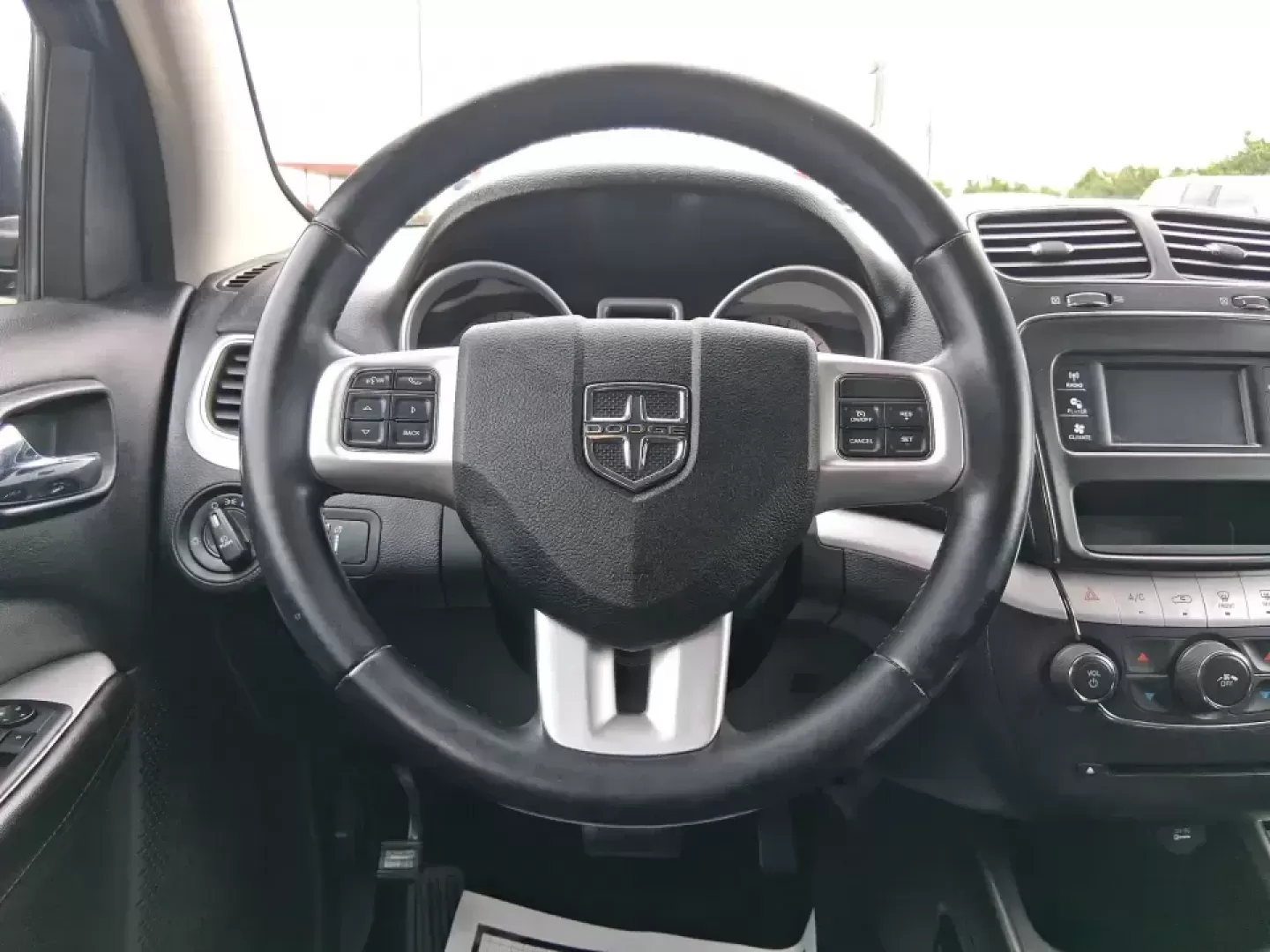 2016 Dodge Journey SXT (3C4PDCBB9GT) with an 2.4L L6 DOHC 16V engine, 4A transmission, located at 1230 East Main St, Xenia, OH, 45385, (937) 908-9800, 39.688026, -83.910172 - Pack up the kids, load the groceries, or point the nose toward a weekend getaway at John Bryan State Park-this 2016 Dodge Journey SXT is the kind of practical SUV that fits real life in and around Xenia. With three-row flexibility, a comfortable ride for longer drives, and everyday convenience featu - Photo#16
