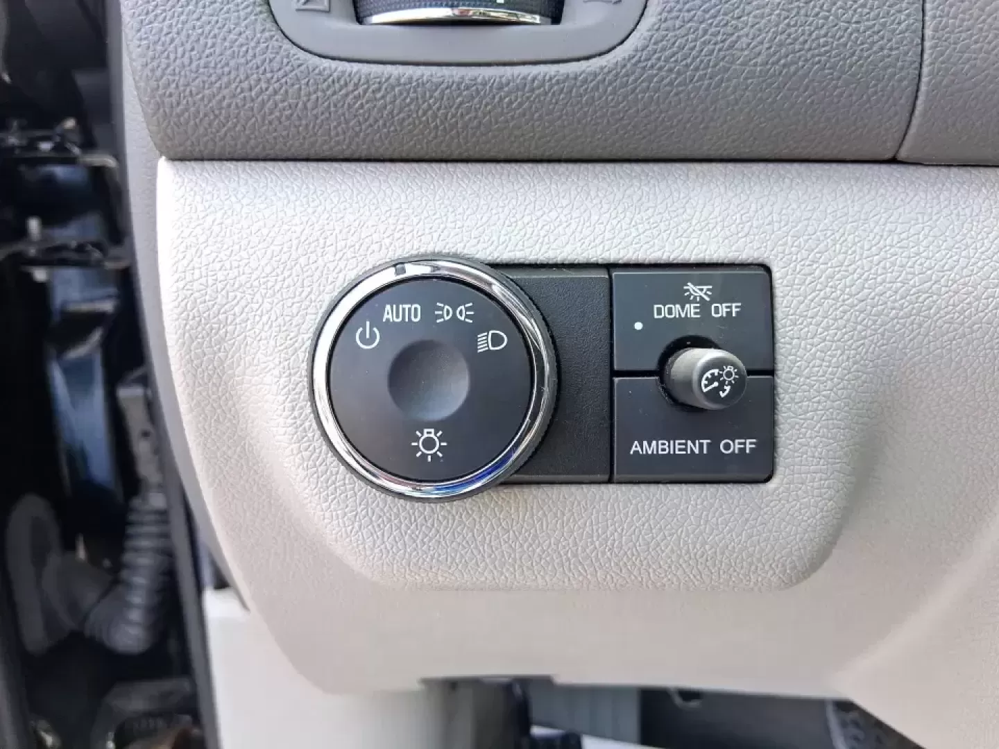 2016 Buick Enclave Leather (5GAKRBKD6GJ) with an 3.6L V-6 gasoline direct injection engine, 6-Speed Automatic Overdrive transmission, located at 401 Woodman Dr, Riverside, OH, 45431, (937) 908-9800, 39.760899, -84.123421 - Pack up the kids, cue up a road-trip playlist, and point the hood toward a weekend at Riverscape MetroPark or a quick run up I675-this 2016 Buick Enclave Leather is built for real life in the Miami Valley. With three-row flexibility, a smooth ride, and premium comfort, it's a smart pick for growing - Photo#16