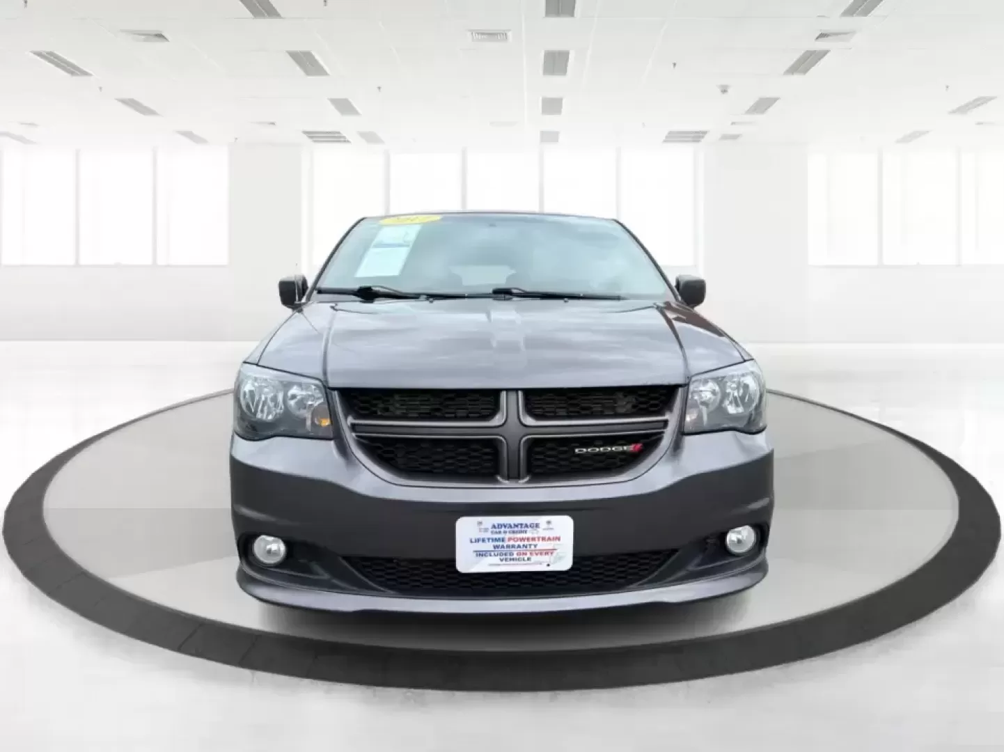 2017 Dodge Grand Caravan GT (2C4RDGEGXHR) with an Pentastar 3.6L V-6 DOHC engine, 6A transmission, located at 4508 South Dixie Dr, Moraine, OH, 45439, (937) 908-9800, 39.689976, -84.218452 - Picture the next family road trip, school drop-off line, or weekend tournament run-everyone comfortable, gear loaded, and the drive feeling easy. This 2017 Dodge Grand Caravan GT is built for real life in West Central Ohio, giving growing families and busy commuters the space, flexibility, and every - Photo#7