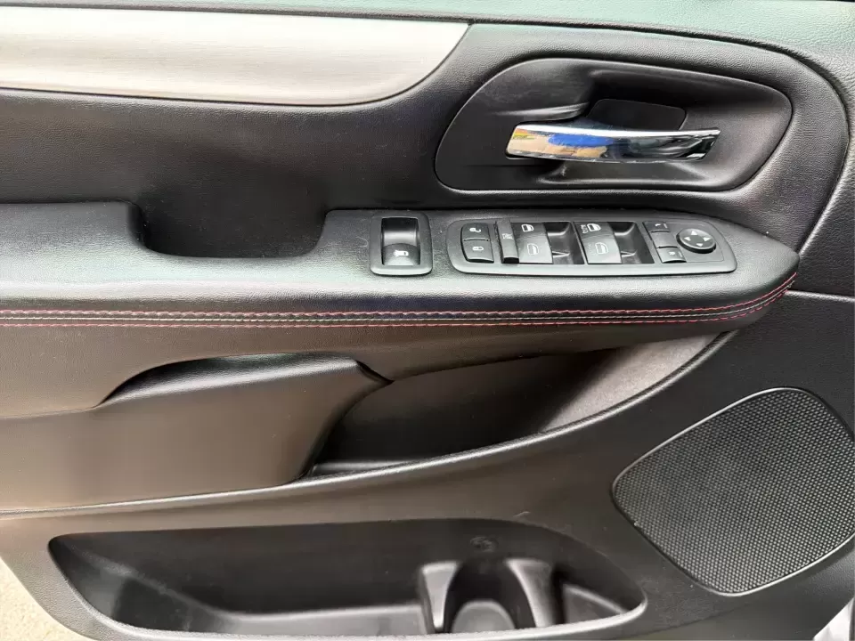 2017 Dodge Grand Caravan GT (2C4RDGEGXHR) with an Pentastar 3.6L V-6 DOHC engine, 6A transmission, located at 8750 N County Rd 25A, Piqua, OH, 45356, (937) 908-9800, 40.164391, -84.232513 - Picture the next family road trip, school drop-off line, or weekend tournament run-everyone comfortable, gear loaded, and the drive feeling easy. This 2017 Dodge Grand Caravan GT is built for real life in West Central Ohio, giving growing families and busy commuters the space, flexibility, and every - Photo#19