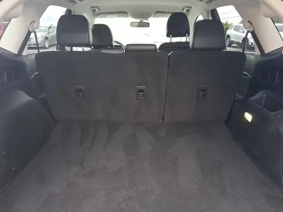 2016 Ford Edge Titanium (2FMPK3K91GB) with an 2.0L L4 DOHC 16V engine, 6A transmission, located at 4508 South Dixie Dr, Moraine, OH, 45439, (937) 908-9800, 39.689976, -84.218452 - Picture your next Ohio weekend: loading up groceries for the week in Moraine, grabbing coffee off South Dixie Drive, then cruising I-75 toward Dayton's Riverscape MetroPark or a quick family road trip to Carillon Historical Park-without feeling cramped, stressed, or under-equipped. This **2016 Ford - Photo#13