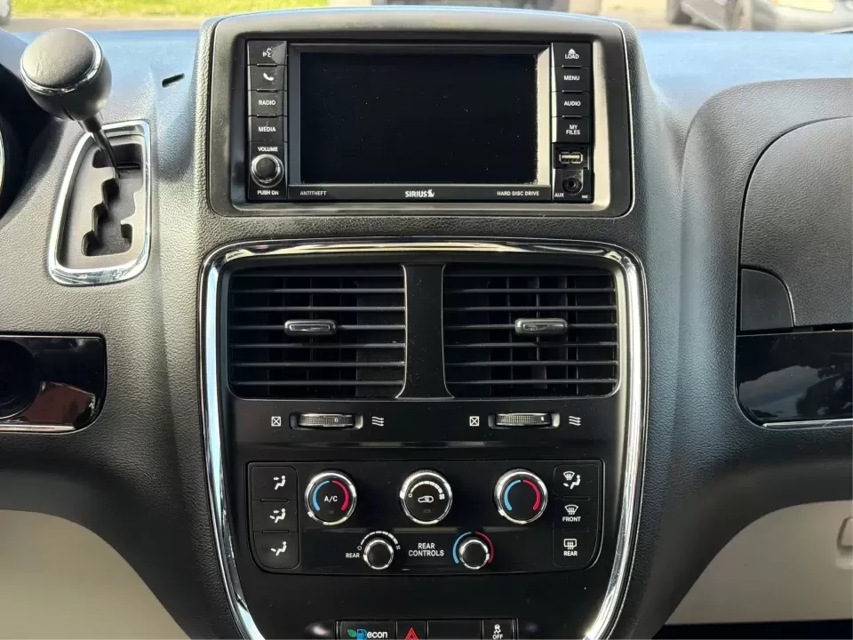 2017 Dodge Grand Caravan SXT (2C4RDGCG6HR) with an Pentastar 3.6L V-6 DOHC engine, 6A transmission, located at 1230 East Main St, Xenia, OH, 45385, (937) 908-9800, 39.688026, -83.910172 - Make school drop-offs, grocery runs, and weekend road trips feel easy again in a family-ready van that's built to haul people, gear, and memories. This 2017 Dodge Grand Caravan SXT in Black Onyx Crystal Pearlcoat is a smart pick for growing families, busy commuters who need space, and budget-conscio - Photo#13
