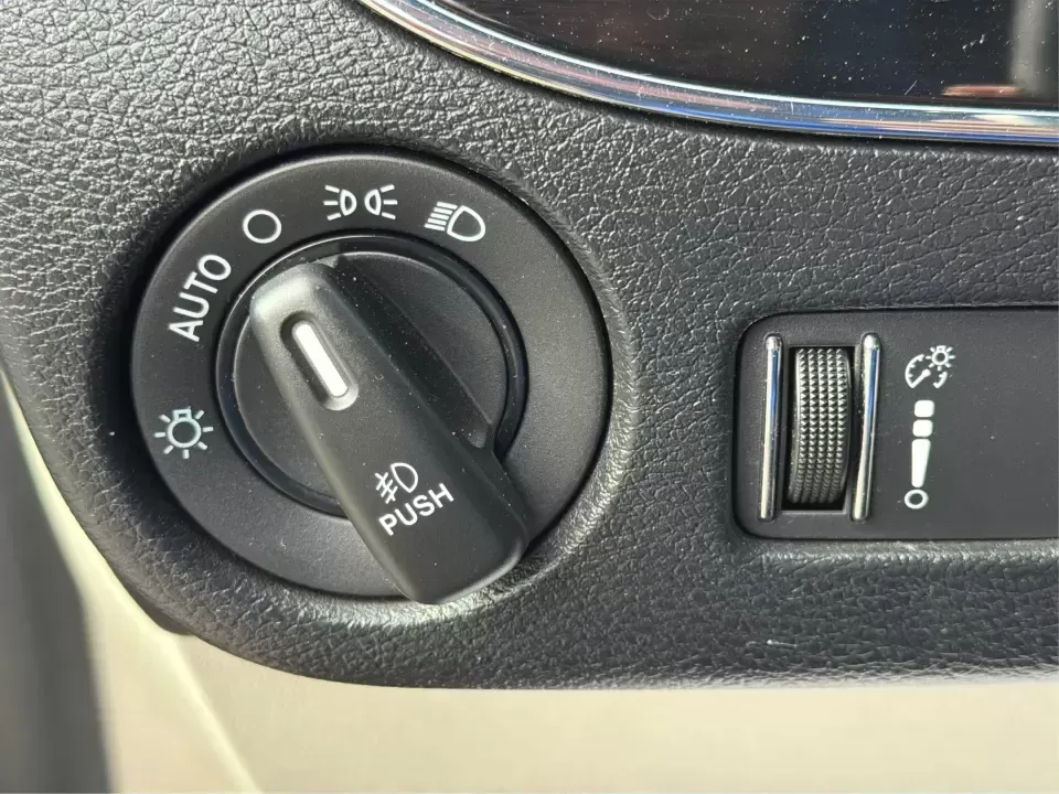 2017 Dodge Grand Caravan SXT (2C4RDGCG6HR) with an Pentastar 3.6L V-6 DOHC engine, 6A transmission, located at 1230 East Main St, Xenia, OH, 45385, (937) 908-9800, 39.688026, -83.910172 - Make school drop-offs, grocery runs, and weekend road trips feel easy again in a family-ready van that's built to haul people, gear, and memories. This 2017 Dodge Grand Caravan SXT in Black Onyx Crystal Pearlcoat is a smart pick for growing families, busy commuters who need space, and budget-conscio - Photo#17