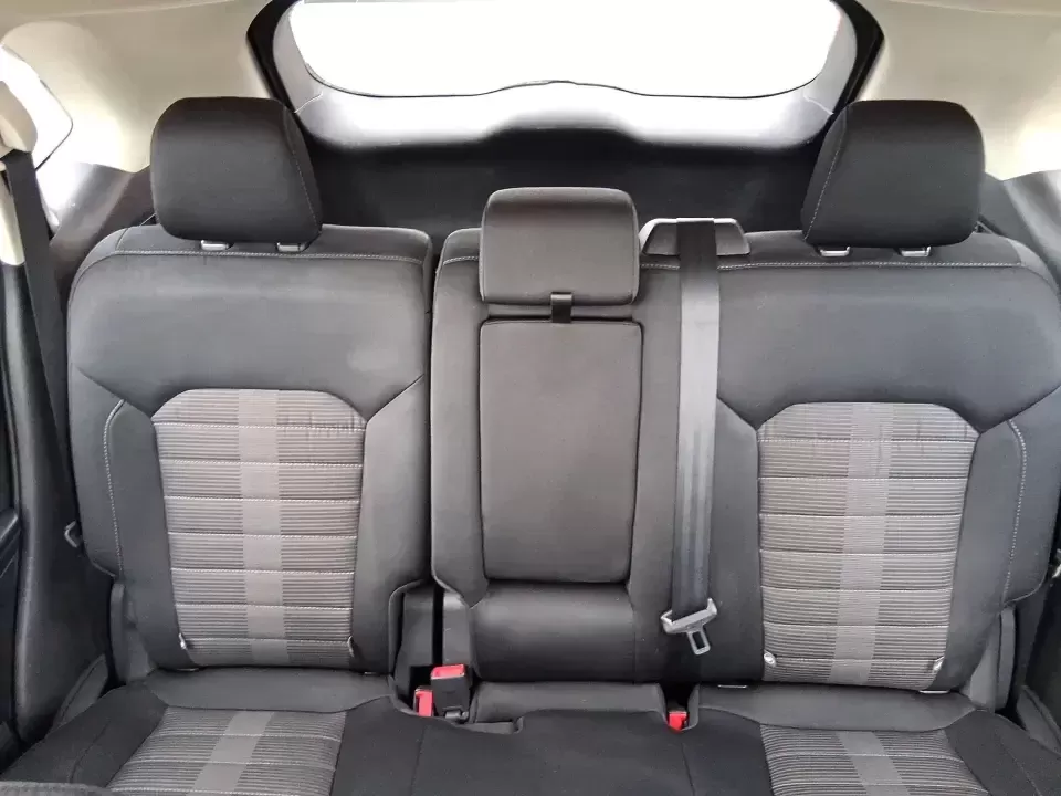 2019 Ford Edge SEL (2FMPK4J98KB) with an EcoBoost 2L I-4 gasoline direct injection engine, 6A transmission, located at 8750 N County Rd 25A, Piqua, OH, 45356, (937) 908-9800, 40.164391, -84.232513 - Picture your next road trip up I75, a week of school drop-offs, or a snowy Ohio commute that still feels calm and comfortable-this 2019 Ford Edge SEL AWD is built for real life. With confident all-wheel drive and a practical SUV layout, it's a smart fit for growing families, busy professionals, and - Photo#14
