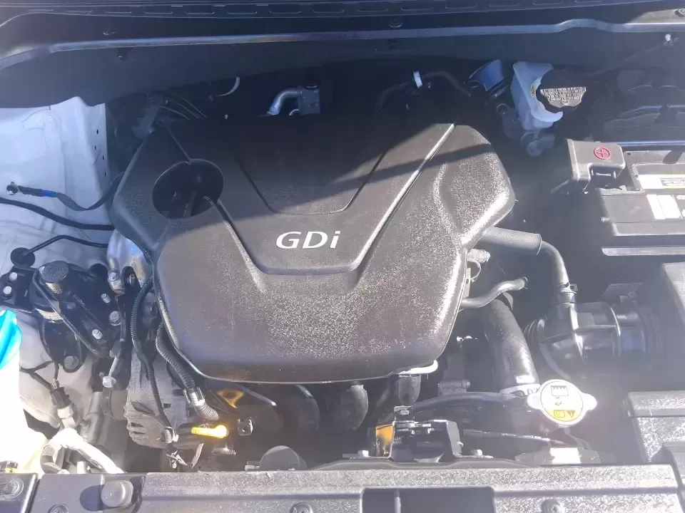 2015 Kia Soul Base (KNDJN2A28F7) with an 1.6L L4 DOHC 16V engine, located at 1099 N County Rd 25A , Troy, OH, 45373, (937) 908-9800, 40.057079, -84.212883 - Whether you're commuting down I-75, running errands between Troy neighborhoods, or packing up for a weekend escape to Charleston Falls Preserve, this 2015 Kia Soul is the kind of practical, personality-packed ride that fits real life. With its easy-to-park wagon shape, versatile cargo space, and fue - Photo#11