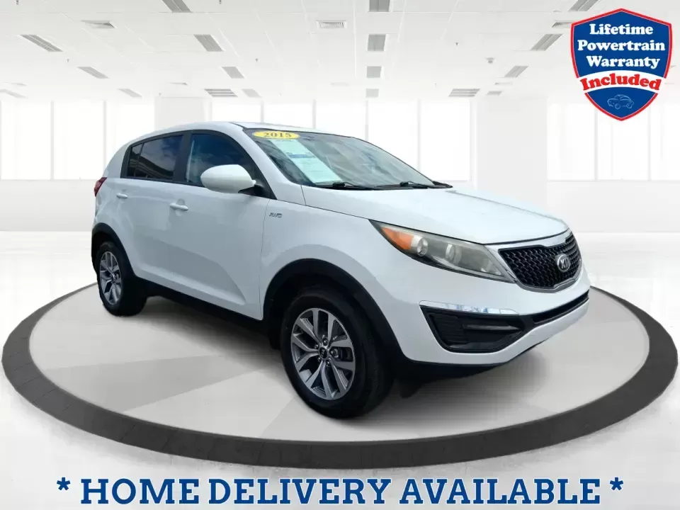 2015 Kia Sportage LX (KNDPBCAC2F7) with an 2.4L V6 DOHC 24V engine, 6-Speed Automatic transmission, located at 1184 Kauffman Ave, Fairborn, OH, 45324, (937) 908-9800, 39.807072, -84.030914 - Ready for weekend getaways at Caesar Creek, snowy commutes up I675, or everyday school-and-grocery runs around Fairborn and Beavercreek, this 2015 Kia Sportage LX is the kind of practical crossover that fits real life. With confident AWD/4WD capability, a comfortable cabin, and versatile cargo space - Photo#0