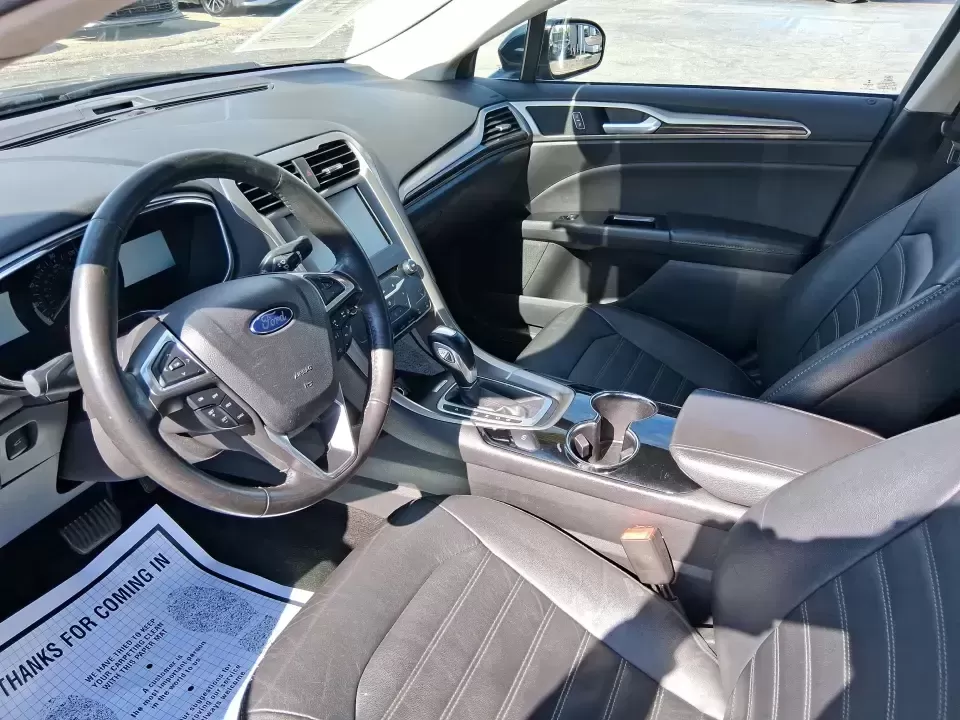 2014 Ford Fusion SE (3FA6P0HD8ER) with an 1.5L L4 DOHC 16V engine, located at 1099 N County Rd 25A , Troy, OH, 45373, (937) 908-9800, 40.057079, -84.212883 - Need a dependable commuter that still feels comfortable for date night in Beavercreek, errands around Xenia Station, and weekend drives out toward Caesars Creek? This 2014 Ford Fusion SE is the kind of smart, budget-friendly sedan that fits real life-easy to park downtown, smooth on longer stretches - Photo#9