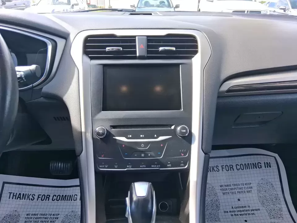 2014 Ford Fusion SE (3FA6P0HD8ER) with an 1.5L L4 DOHC 16V engine, located at 1099 N County Rd 25A , Troy, OH, 45373, (937) 908-9800, 40.057079, -84.212883 - Need a dependable commuter that still feels comfortable for date night in Beavercreek, errands around Xenia Station, and weekend drives out toward Caesars Creek? This 2014 Ford Fusion SE is the kind of smart, budget-friendly sedan that fits real life-easy to park downtown, smooth on longer stretches - Photo#13
