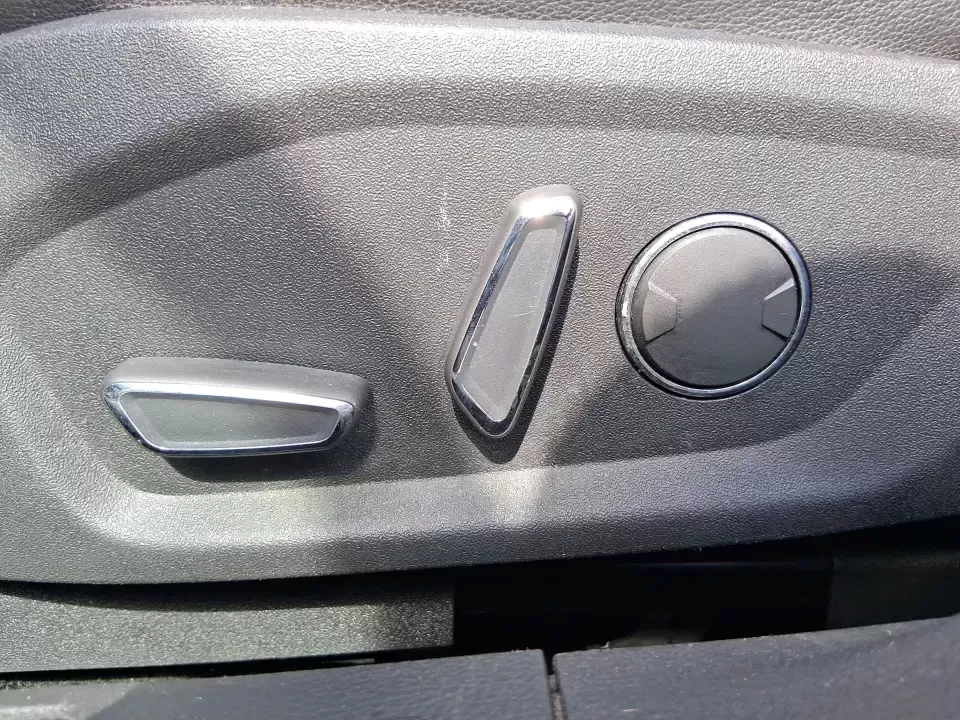 2014 Ford Fusion SE (3FA6P0HD8ER) with an 1.5L L4 DOHC 16V engine, located at 1099 N County Rd 25A , Troy, OH, 45373, (937) 908-9800, 40.057079, -84.212883 - Need a dependable commuter that still feels comfortable for date night in Beavercreek, errands around Xenia Station, and weekend drives out toward Caesars Creek? This 2014 Ford Fusion SE is the kind of smart, budget-friendly sedan that fits real life-easy to park downtown, smooth on longer stretches - Photo#18