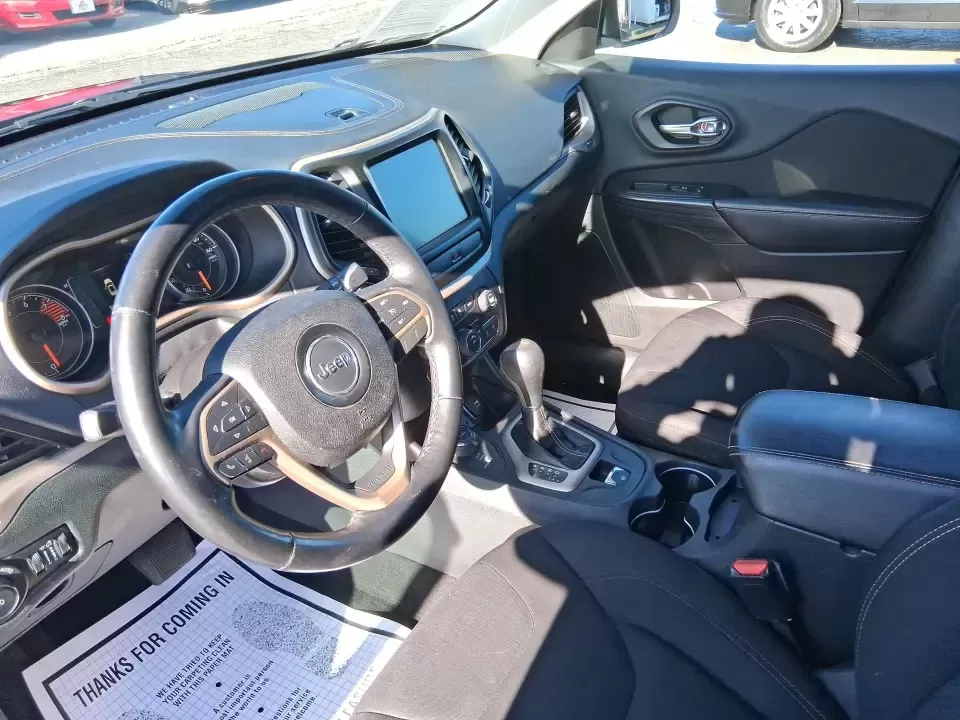 2016 Jeep Cherokee Altitude (1C4PJMCS7GW) with an 3.2L V6 DOHC 24V engine, 9-Speed Automatic transmission, located at 8750 N County Rd 25A, Piqua, OH, 45356, (937) 908-9800, 40.164391, -84.232513 - Pack up the kids, load the cooler, and point the hood toward Indian Lake or a fall weekend at the Piqua Heritage Festival-this 2016 Jeep Cherokee Altitude is the kind of SUV that fits real Ohio life. With confident 4WD/AWD capability, a strong 3.2L V6, and everyday comfort features, it's ideal for c - Photo#9