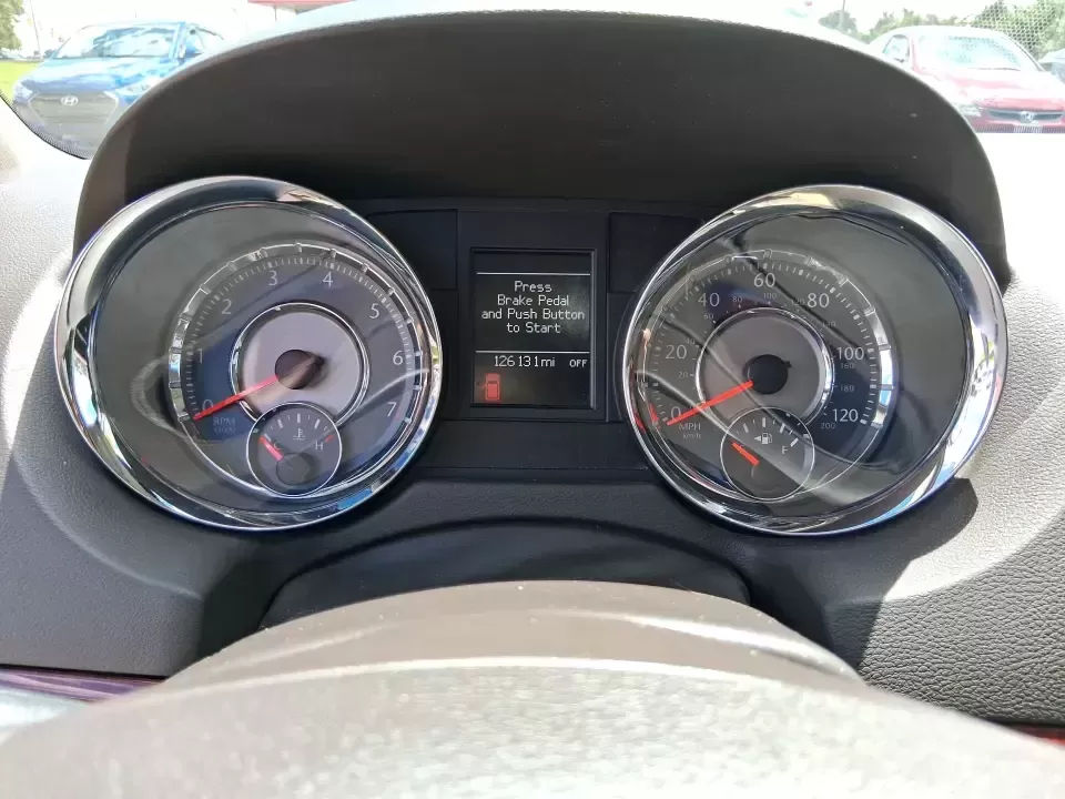 2014 Chrysler Town and Country Limited (2C4RC1GGXER) with an Pentastar 3.6L V-6 DOHC engine, 6-Speed Automatic transmission, located at 4508 South Dixie Dr, Moraine, OH, 45439, (937) 908-9800, 39.689976, -84.218452 - Road-trip ready and family-approved, this 2014 Chrysler Town and Country Limited is the kind of minivan that fits real life in Moraine-school drop-offs, grocery runs, weekend tournaments, and those longer drives up I-75 or across town toward Dayton. Finished in Bright White Clearcoat, it blends a - Photo#14