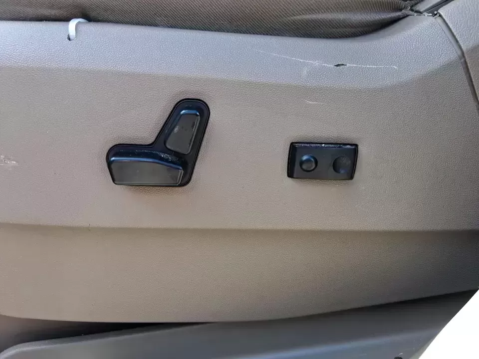 2014 Chrysler Town and Country Limited (2C4RC1GGXER) with an Pentastar 3.6L V-6 DOHC engine, 6-Speed Automatic transmission, located at 4508 South Dixie Dr, Moraine, OH, 45439, (937) 908-9800, 39.689976, -84.218452 - Road-trip ready and family-approved, this 2014 Chrysler Town and Country Limited is the kind of minivan that fits real life in Moraine-school drop-offs, grocery runs, weekend tournaments, and those longer drives up I-75 or across town toward Dayton. Finished in Bright White Clearcoat, it blends a - Photo#17