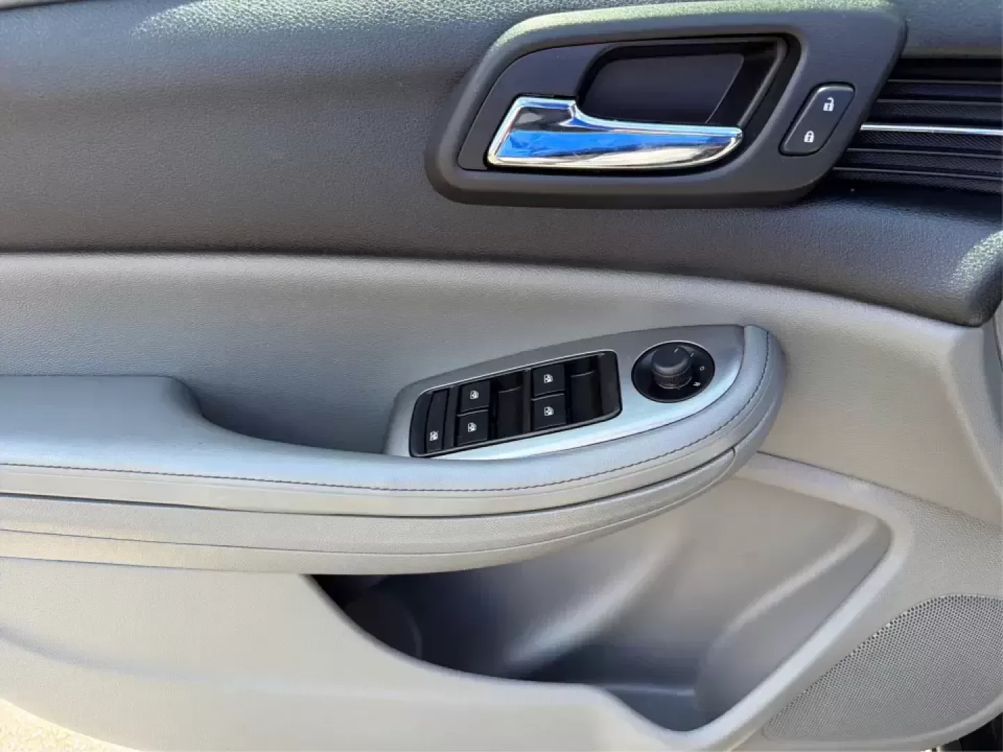 2015 Chevrolet Malibu LS (1G11B5SLXFF) with an ECOTEC 2.5L I-4 gasoline direct injection engine, 6-Speed Automatic transmission, located at 1951 S Dayton Lakeview Rd., New Carlisle, OH, 45344, (937) 908-9800, 39.890999, -84.050255 - Need a dependable commuter that can handle the daily drive from New Carlisle to Dayton, Springfield, or Wright-Patterson AFB-while still being comfortable for school drop-offs, errands, and weekend plans? This 2015 Chevrolet Malibu LS is a smart, budget-friendly sedan that fits real life: efficient, - Photo#18