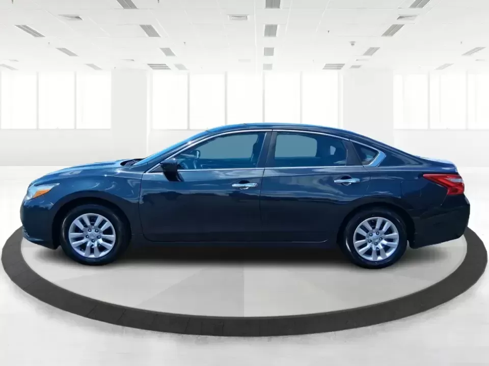 2017 Nissan Altima 2.5 S (1N4AL3APXHN) with an 2.5L I-4 DOHC engine, CVT transmission, located at 401 Woodman Dr, Riverside, OH, 45431, (937) 908-9800, 39.760899, -84.123421 - Need a reliable daily driver for the I70 commute, school drop-offs, and weekend errands around Clark County? This 2017 Nissan Altima 2.5 S in sleek Gun Metallic is a smart, comfortable sedan that fits real life-easy to park in town, smooth on longer drives toward Dayton, and efficient enough for bud - Photo#5