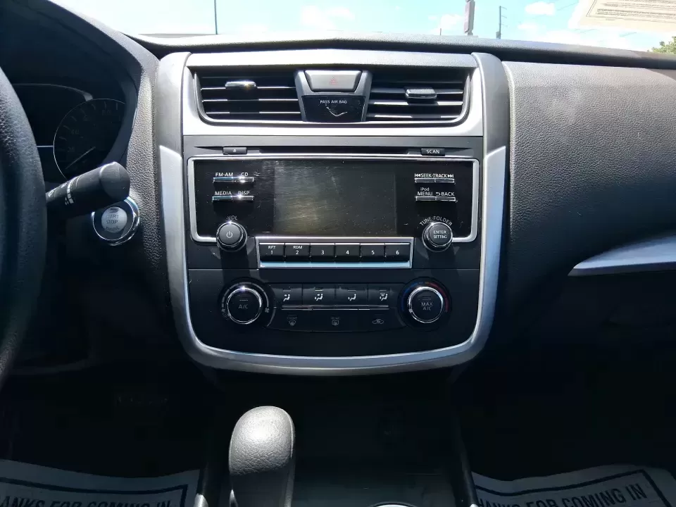 2017 Nissan Altima 2.5 S (1N4AL3APXHN) with an 2.5L I-4 DOHC engine, CVT transmission, located at 401 Woodman Dr, Riverside, OH, 45431, (937) 908-9800, 39.760899, -84.123421 - Need a reliable daily driver for the I70 commute, school drop-offs, and weekend errands around Clark County? This 2017 Nissan Altima 2.5 S in sleek Gun Metallic is a smart, comfortable sedan that fits real life-easy to park in town, smooth on longer drives toward Dayton, and efficient enough for bud - Photo#13