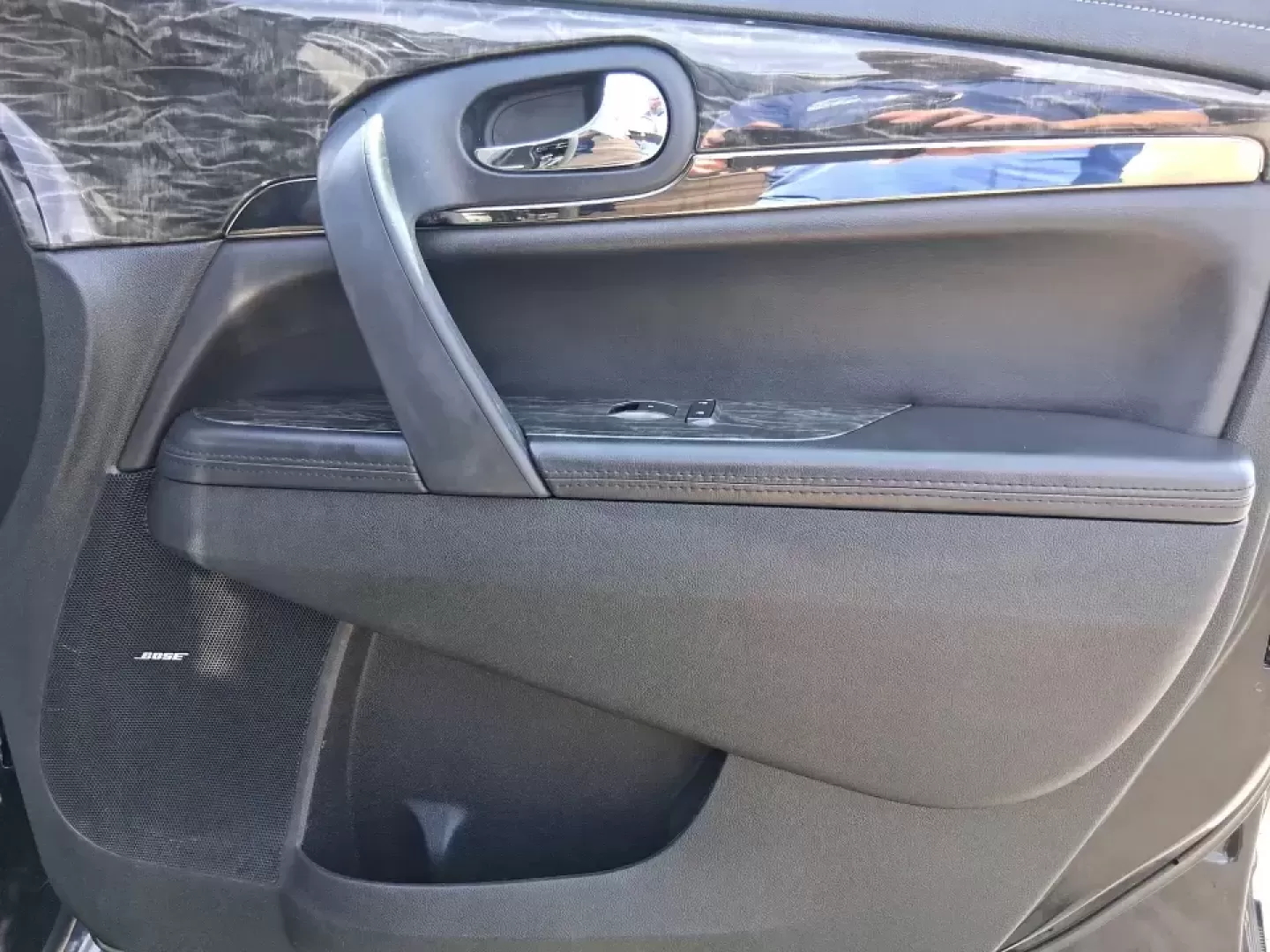 2013 Buick Enclave Premium (5GAKVDKDXDJ) with an 3.6L V-6 gasoline direct injection engine, 6-Speed Automatic Overdrive transmission, located at 880 E. National Road, Vandalia, OH, 45377, (937) 908-9800, 39.891918, -84.183594 - Pack up the kids, cue up a road-trip playlist, and head out with confidence-this 2013 Buick Enclave Premium is built for real life in and around Vandalia, whether you're doing school drop-offs, commuting to Dayton, or loading up for a weekend at Taylorsville MetroPark. With three-row versatility, up - Photo#20